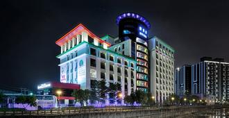 Freedom Design Hotel - Taoyuan City