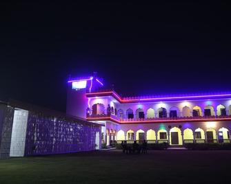 Parvat Valley Resort - Ajmer - Building