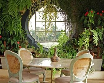 San Raphael Country Hotel - Itu - Patio
