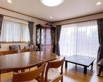 Young House - Matsudo - Dining room