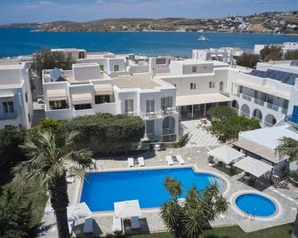 Polos Hotel Paros - Parikia - Pool