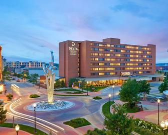 Delta Hotels by Marriott Muskegon Convention Center - Muskegon - Building