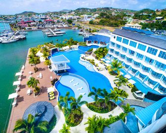 The Harbor Club St. Lucia, Curio Collecton by Hilton - Gros Islet - Pool