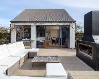 Olive Grove Estate - Martinborough - Terasa