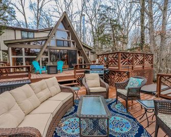 The Innsbrook Oasis by Innsbrook Vacations! - Wright City - Patio