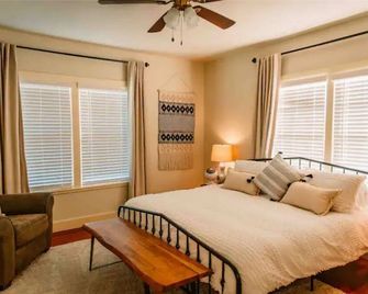 Relax at RMB Longhorn East, a country paradise - Weimar - Habitación