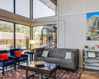 Best Western Plus Sonora Oaks Hotel & Conference Center - Sonora - Wohnzimmer