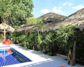The White Cottage - Ko Samui - Pool