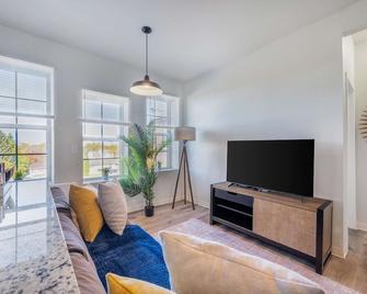 2BR Comfort Apartment Close to Henry Ford - Détroit - Salon