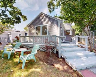 Osprey's Nest - Hyannis - Patio