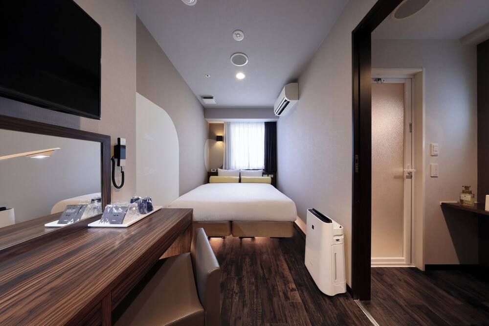 Tanimachi Luxe Hotel