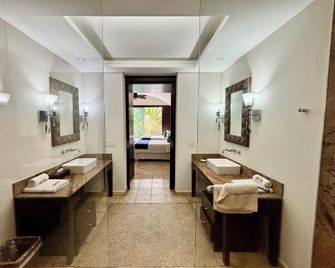 Hotel Hacienda San Pancho - San Francisco