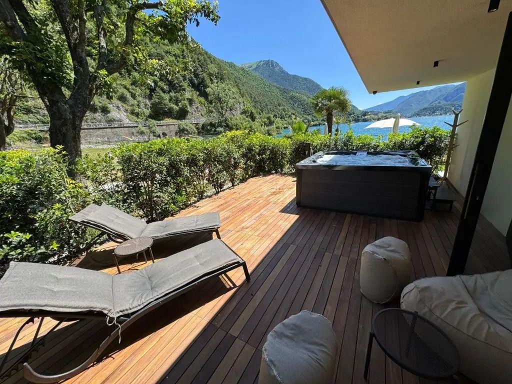 Hotel Lido - פייבה די לדרו - פטיו