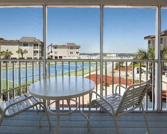 Soundside Holiday Beach Resort - Pensacola Beach - Balcón