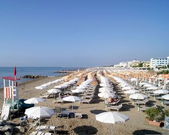 Seaview flat just 70mt from the sea - Eraclea Mare - Playa