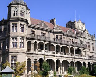 Hotel Vaikunth - Shimla - Building