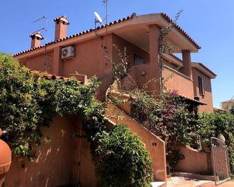 Sunset House - San Teodoro - Edificio