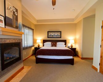Columbia Cliff Villas - Hood River - Bedroom