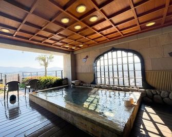Hotel Castle Inn Ise - Ise