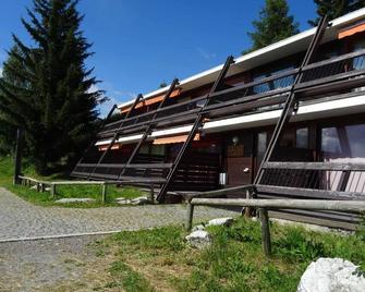 50m from ski slopes, 2nd floor, balcony, tv, ski locker, 42m², Les Arcs - Bourg-Saint-Maurice - Building