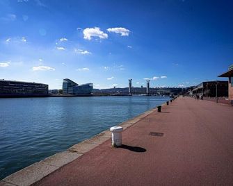 얼라이브 호텔 드 퀘벡 - 루앙 - 야외뷰