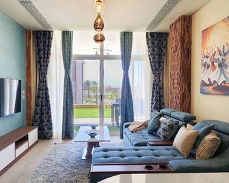 CasaDelMar -Your Family Home by the Red Sea, a perfect setting for rest and joy. - Safaga - Wohnzimmer