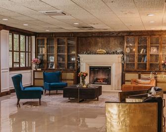 105 · Osage Hive #105 - Hotel Phillips - Bartlesville - Lobby