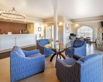 SureStay Plus Hotel by Best Western Enterprise - Enterprise - Lounge