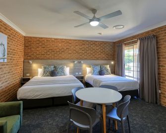 Hamilton Henry Parkes Motor Inn - Parkes - Bedroom