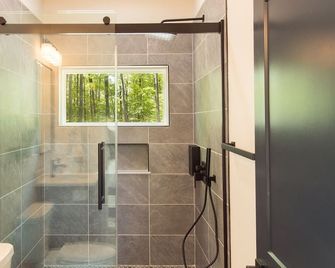 Shenandoah Luxury Mountain Stay in Stana - Stanardsville - Bathroom