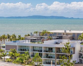 Echelon Apartments Yeppoon - Yeppoon - Building