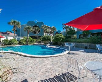 Beachfront Luxury Condo St Augustine Paradise - St. Augustine - Pool