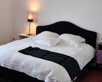 Il Caminetto Montefiascone - Montefiascone - Camera da letto