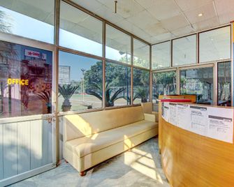 Hotel O Gg Farms - Meerut - Recepción