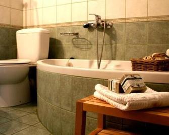 Zouzoulas Filoxenia - Koralia Apartments - Milina - Bathroom