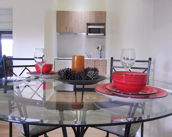 وينيس بد آند بريكفاست - نوكوالوفا - غرفة طعام