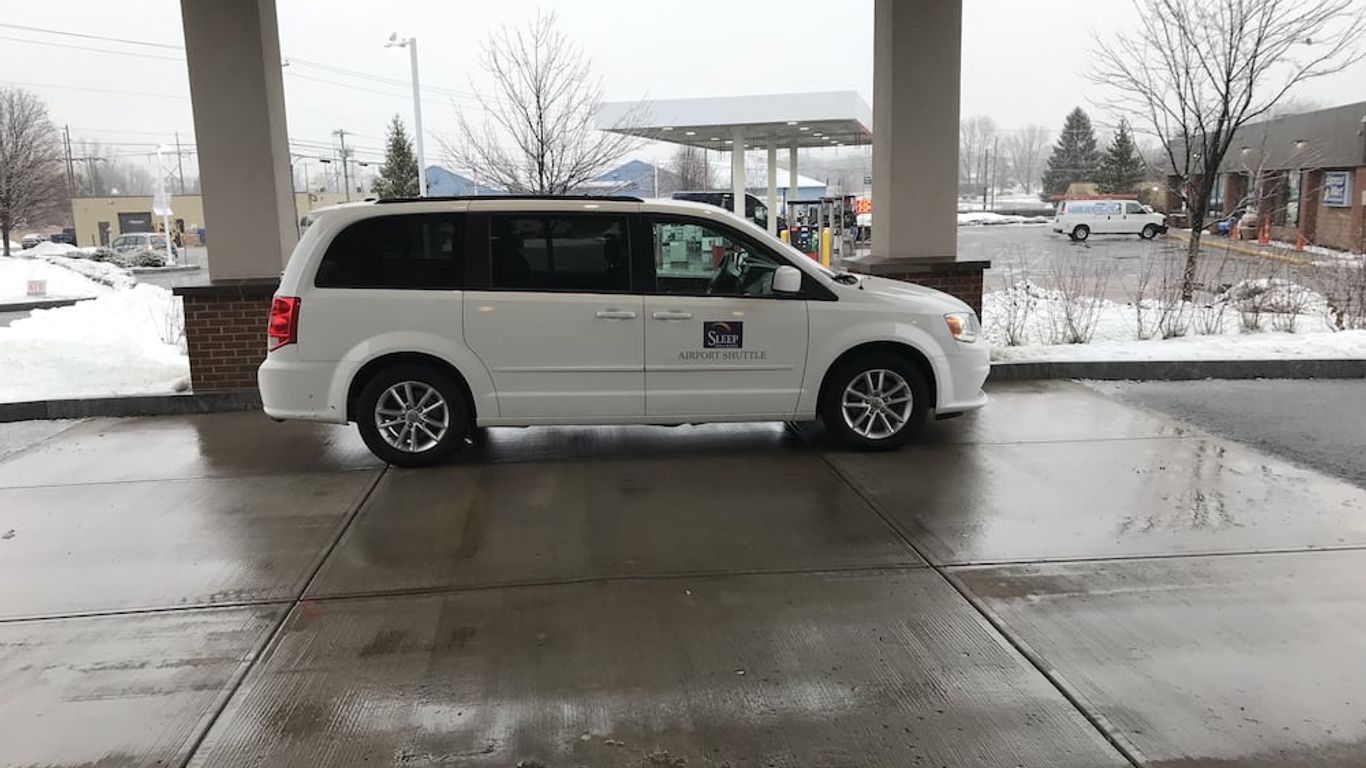 Sleep Inn & Suites Syracuse Airport