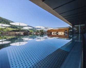 Alpenhotel Montafon & Spa - Schruns - Piscina