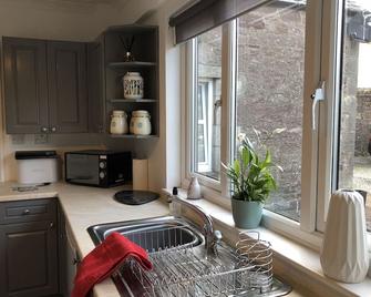The Grey Cottage - Gleneagles - Kitchen