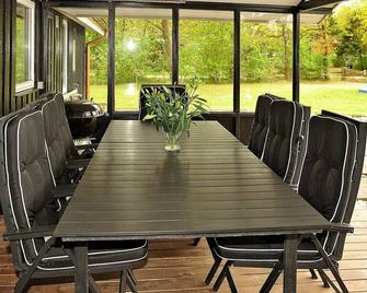6 person holiday home in Ansager-By Traum - Ansager - Comedor