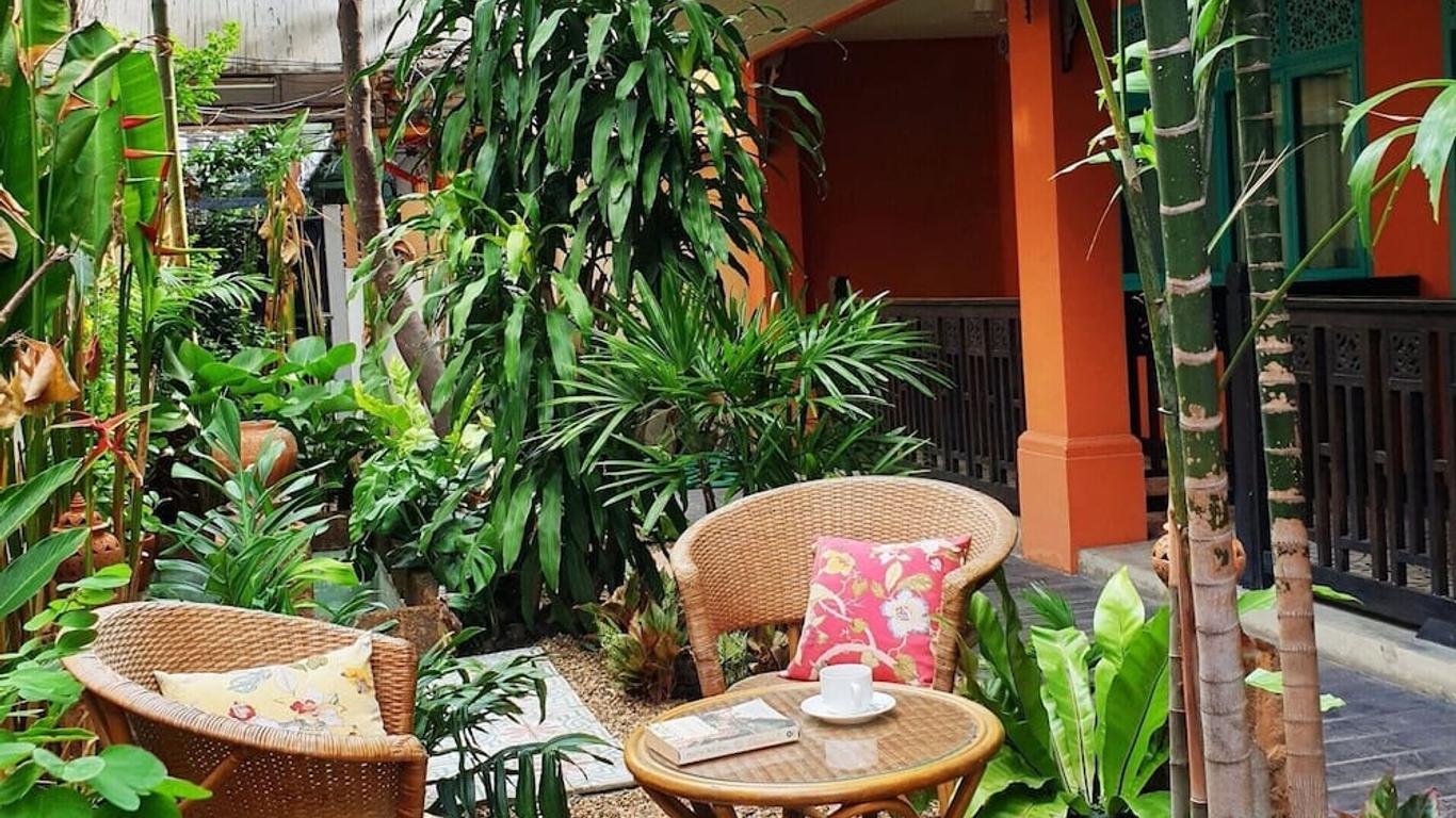 فوكال لوكال بد آند بريكفاست