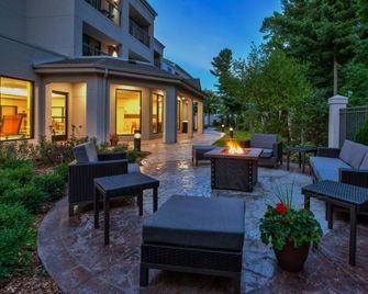 Courtyard by Marriott Traverse City - Traverse City - Uteplats