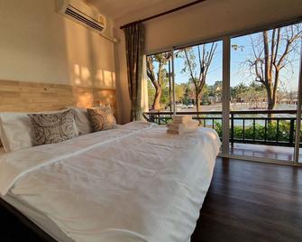 Baan Tai Had Resort - Amphawa - Habitación
