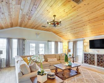 Lake Sinclair: Since Day 1 Family Lake House - Milledgeville - Pokój dzienny