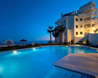 Penthouse Apartment Stunning See View Torrox Nerja Malaga Spain - Torrox - Pool
