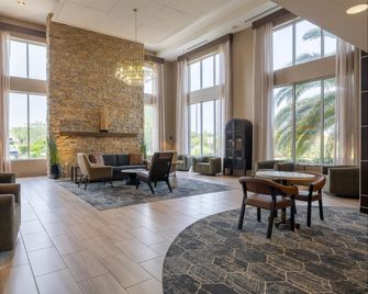 DoubleTree by Hilton Savannah Airport - Savannah - Lobi