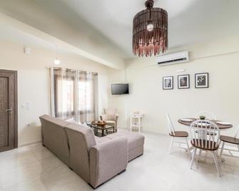 Mokamvilia - Petrokefali - Wohnzimmer