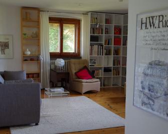 Aisching - Gstadt am Chiemsee - Wohnzimmer