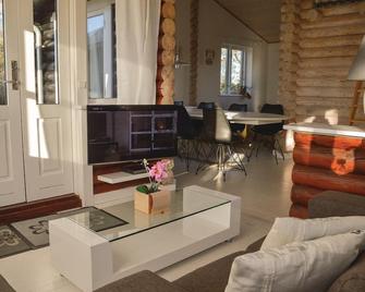 Two-Bedroom Holiday Home In Skjern - Skjern - Sala de estar