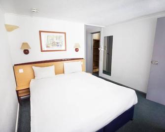 鐘樓唐卡斯特酒店 - 唐卡斯特 - 唐克斯特 - 臥室